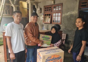 Tim Peduli Bencana PKB Trenggalek dan DPAC PKB Kampak Salurkan Bantuan untuk Korban Longsor di Desa Bendoagung